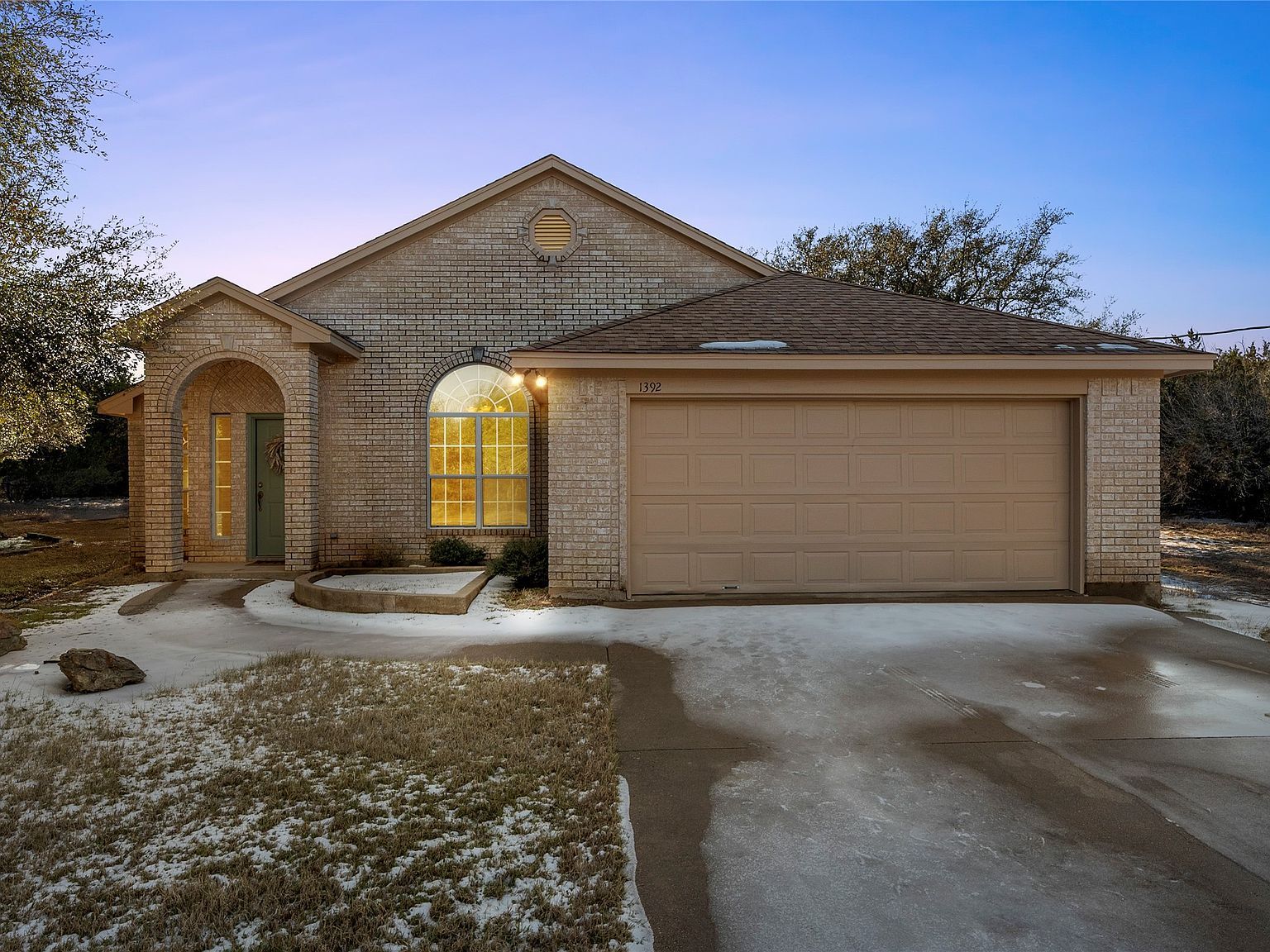 1392 Spanish Oak Trl Whitney, TX 76692 - Thumbnail 2