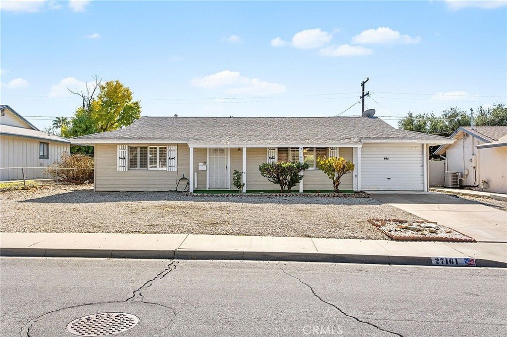 27161 Pinehurst Rd Menifee, CA 92586 - Thumbnail 2