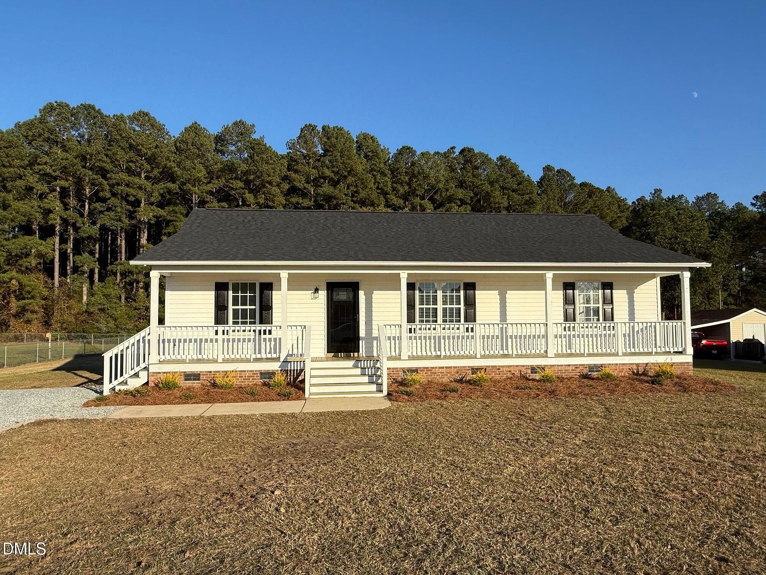 106 Hilltop Dr Four Oaks, NC 27524 - Thumbnail 2