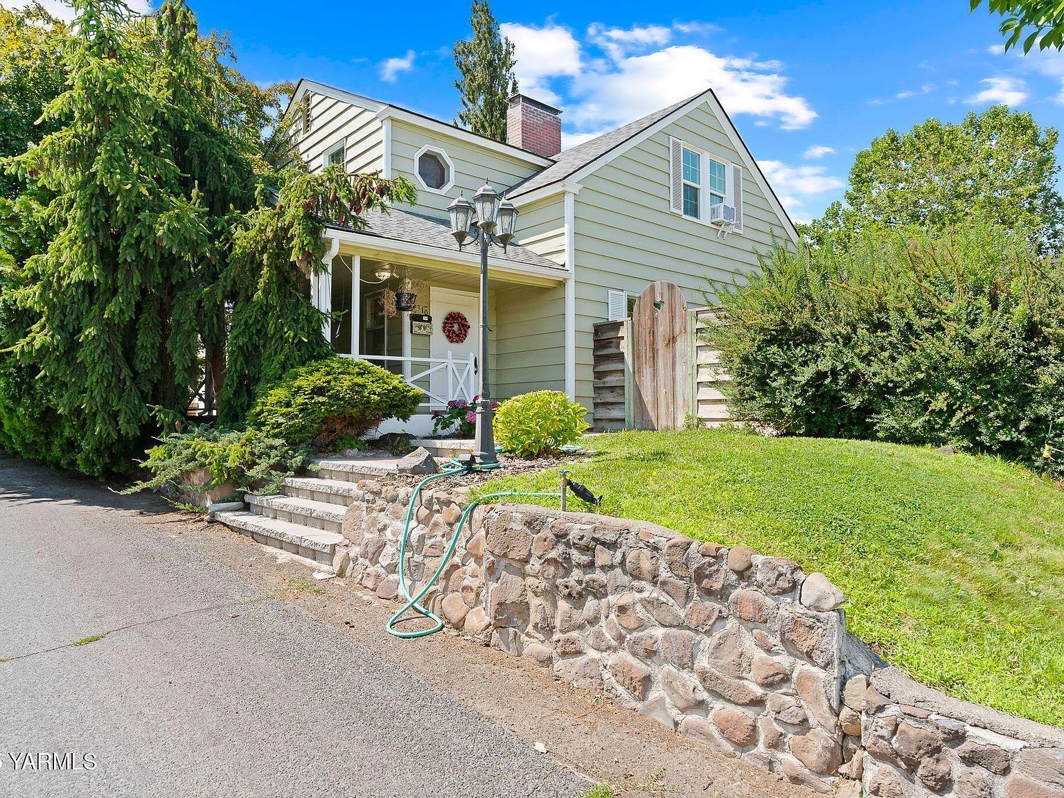 3310 Summitview Ave Yakima, WA 98902 - Thumbnail 2
