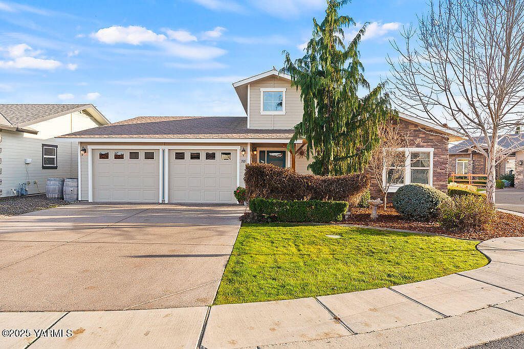 705 Kachess Ln Zillah, WA 98953 - Thumbnail 2