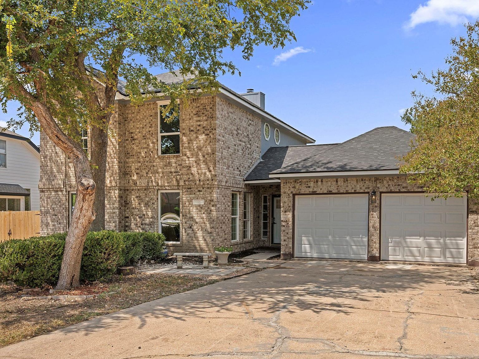 11604 Loweswater Ln Austin, TX 78754 - Thumbnail 2