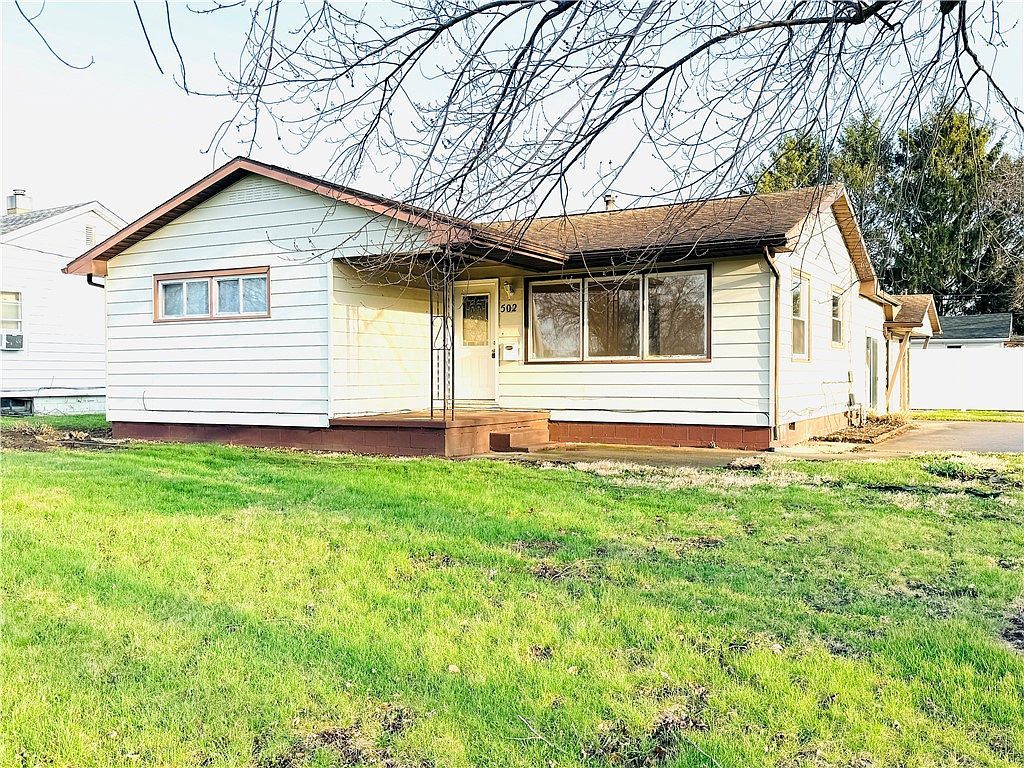 502 W Elm St Hoopeston, IL 60942 - Thumbnail 2