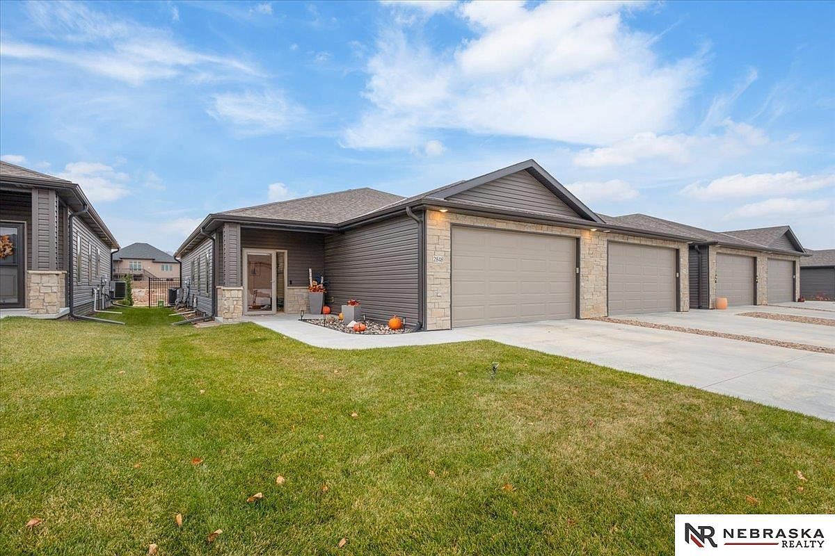 2848 Sheila Ln Lincoln, NE 68516 - Thumbnail 2