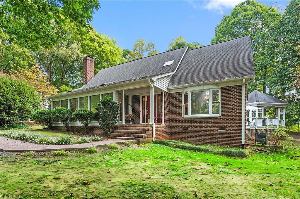 223 Wendy Oak Rd Reidsville, NC 27320 - Thumbnail 2