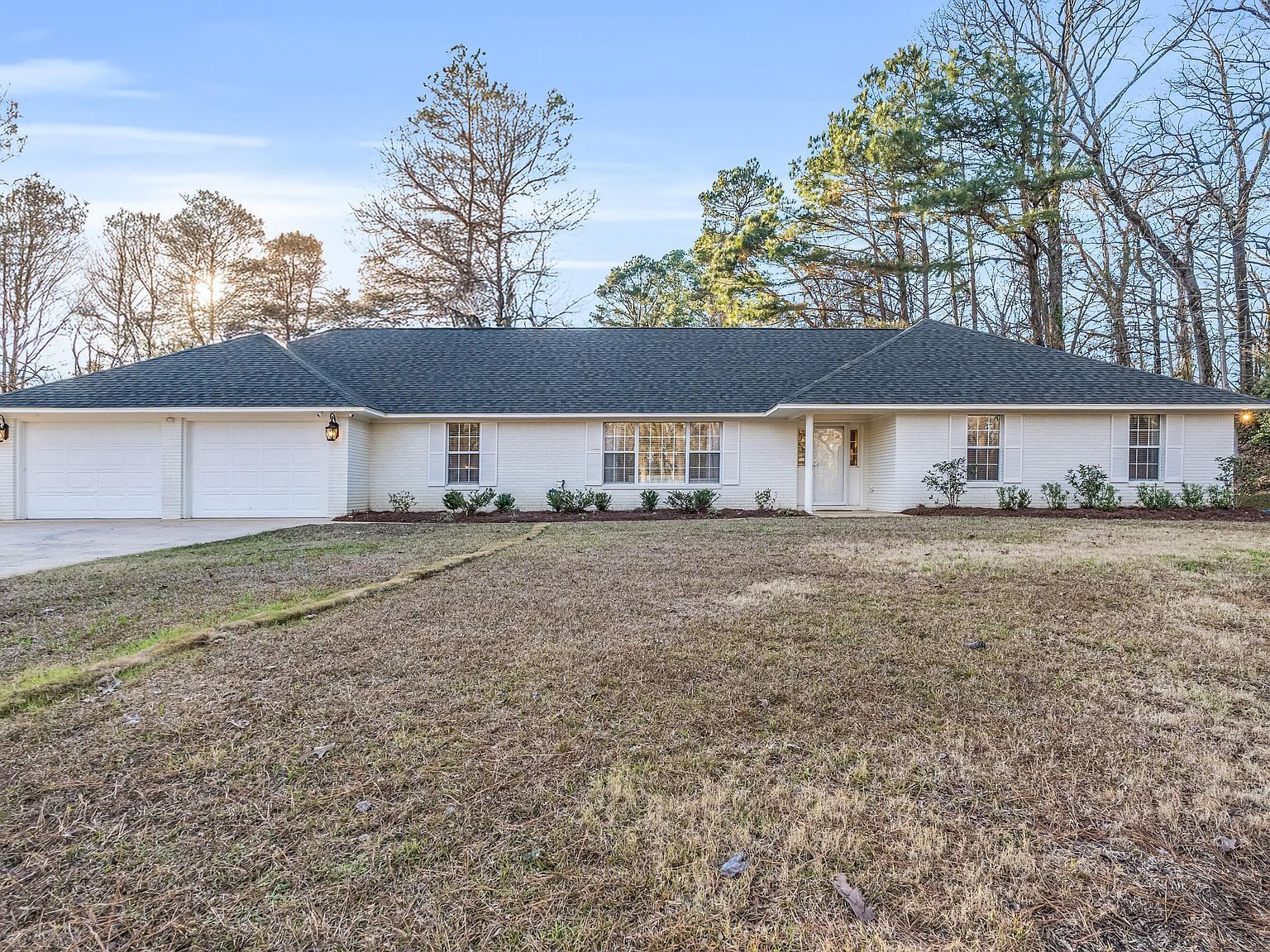 1507 Hickory Ln Columbus, MS 39705 - Thumbnail 2