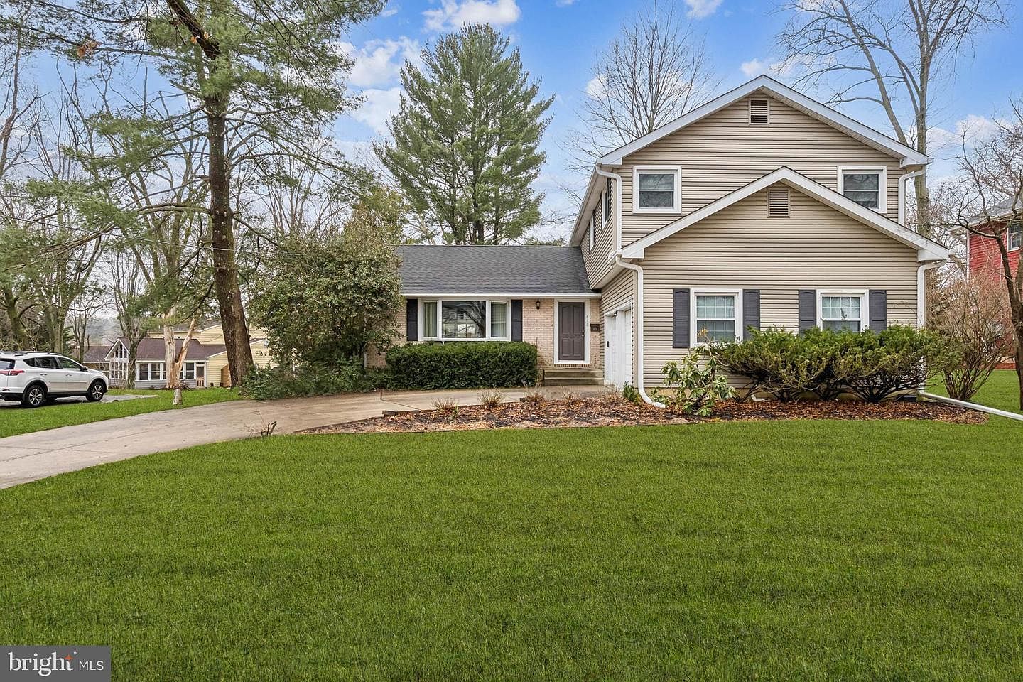 418 Doral Dr Cherry Hill, NJ 08003 - Thumbnail 2