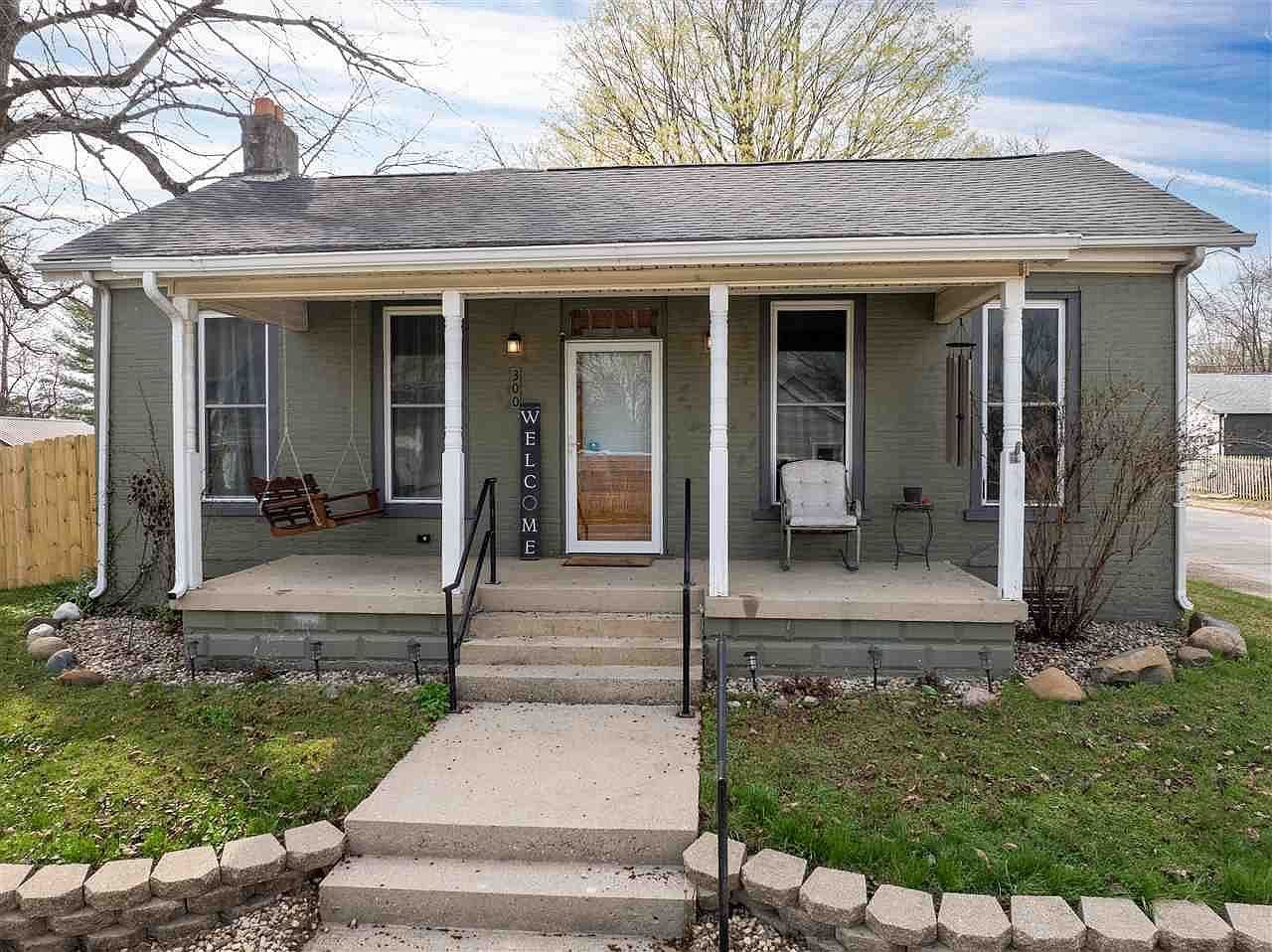 300 S Morton Ave Centerville, IN 47330 - Thumbnail 2