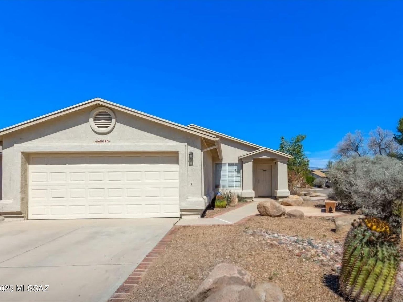 8845 E Apple Tree Dr Tucson, AZ 85730 - Thumbnail 2