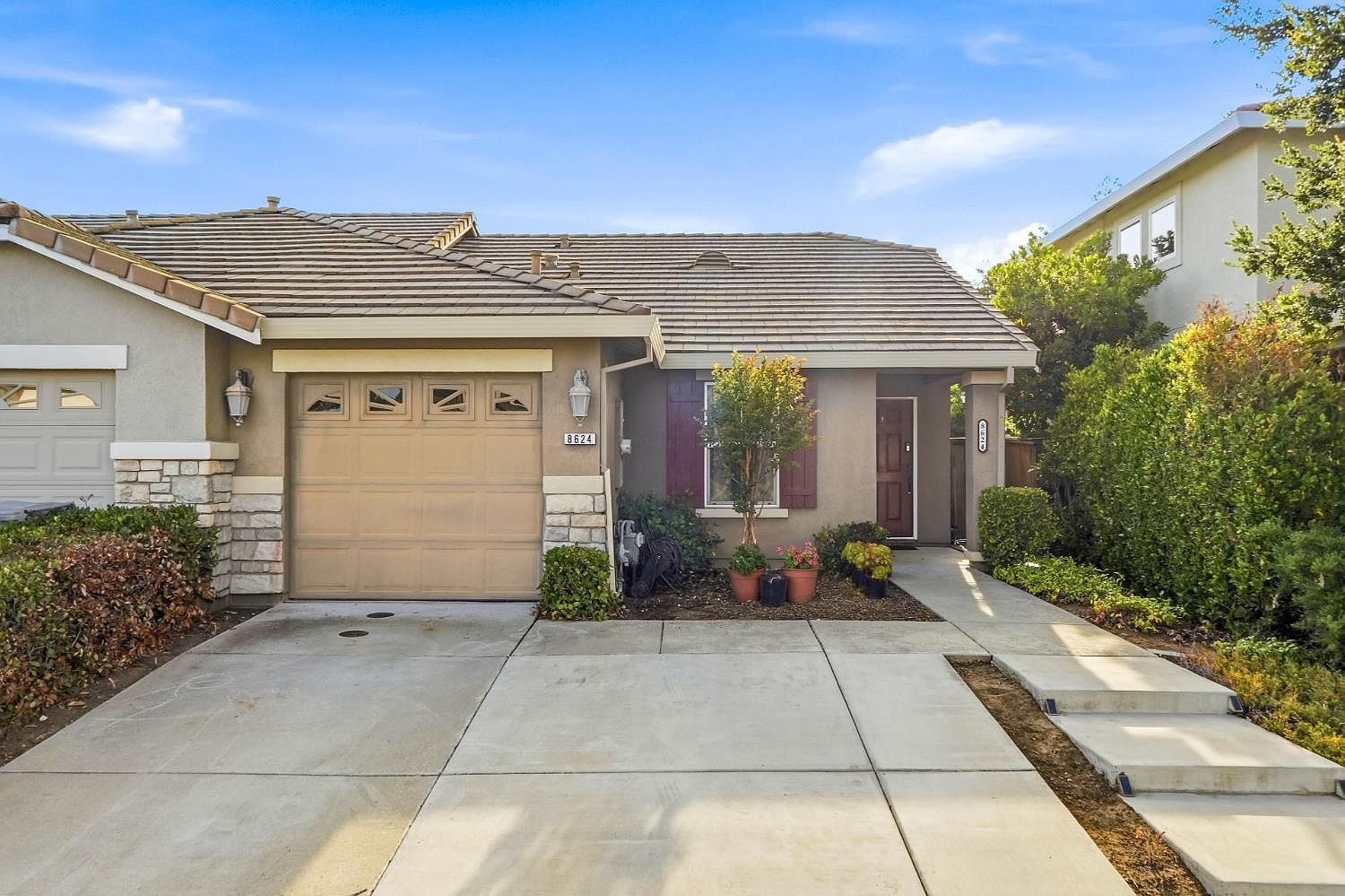 8624 W Wing Dr Elk Grove, CA 95758, 95758