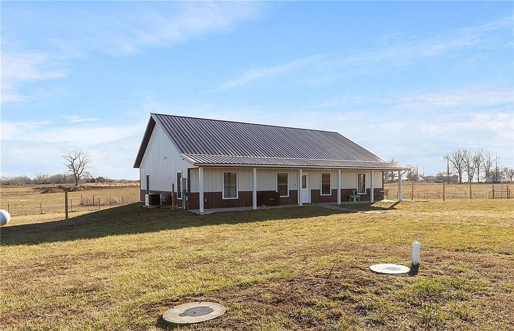 2710 Cc Hwy Leeton, MO 64761  | Single Family