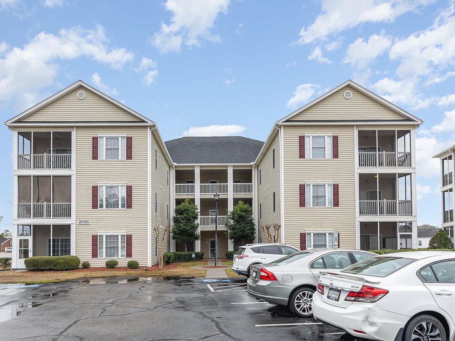 2090 Cross Gate Blvd UNIT 205 Myrtle Beach, SC 29575  | Condominium