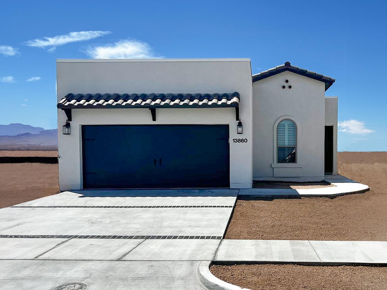 913 Raegil St El Paso, TX 79928 - Thumbnail 2