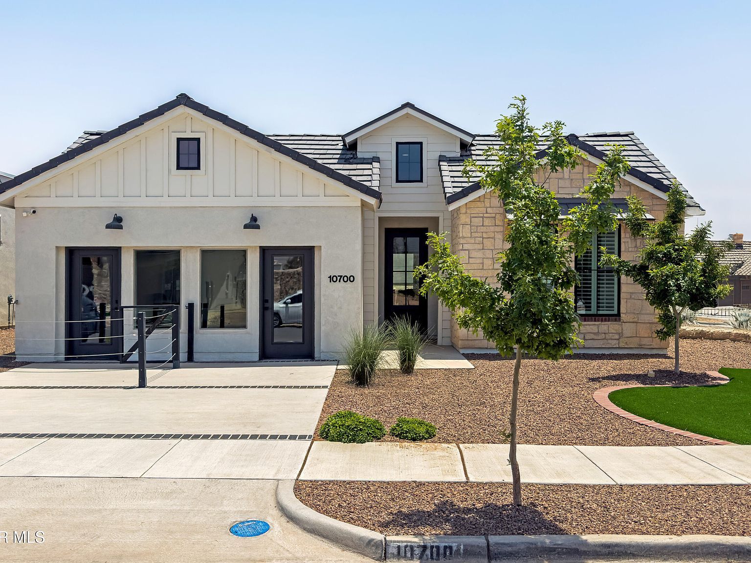 10700 Troy Aikman Dr El Paso, TX 79924 - Thumbnail 2