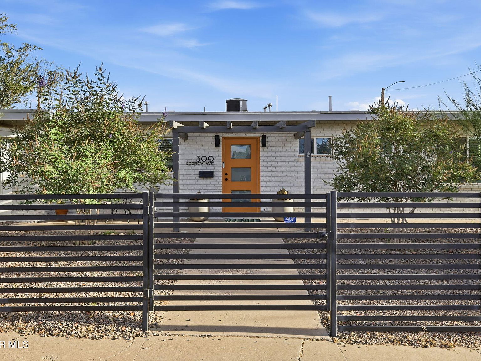 300 Kerbey Ave El Paso, TX 79902, 79902