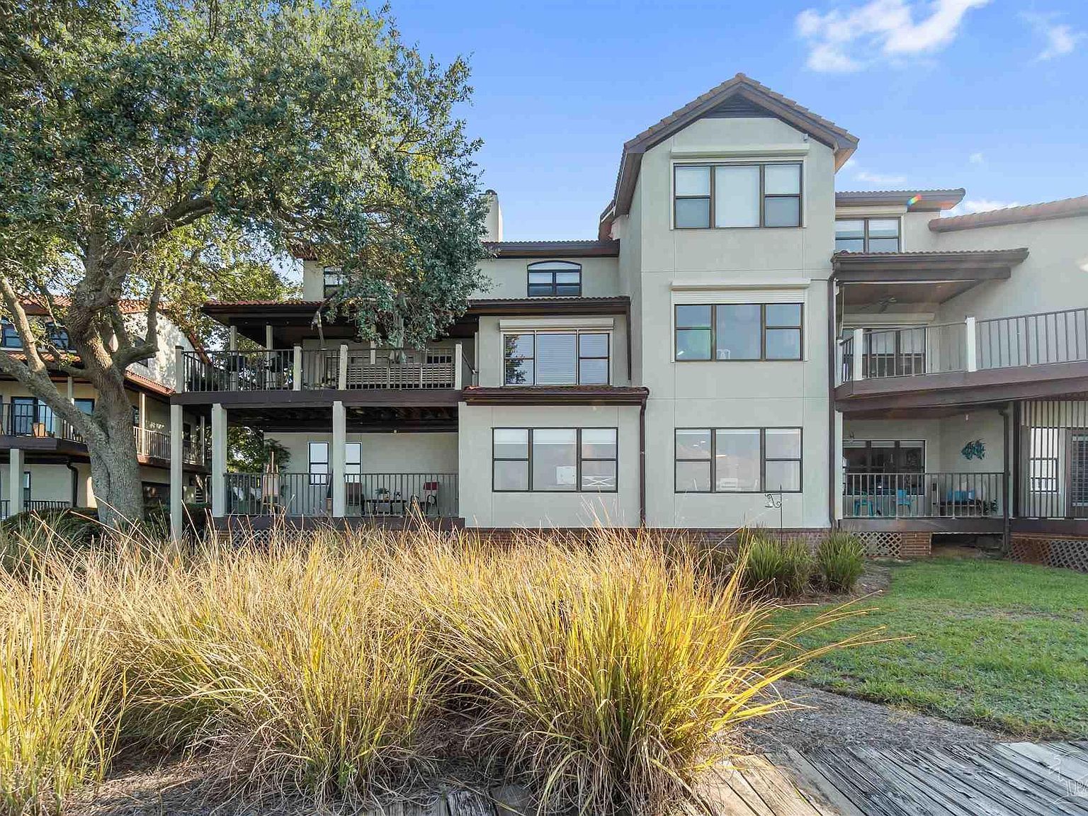 70 Baybridge Dr Gulf Breeze, FL 32561 - Thumbnail 2