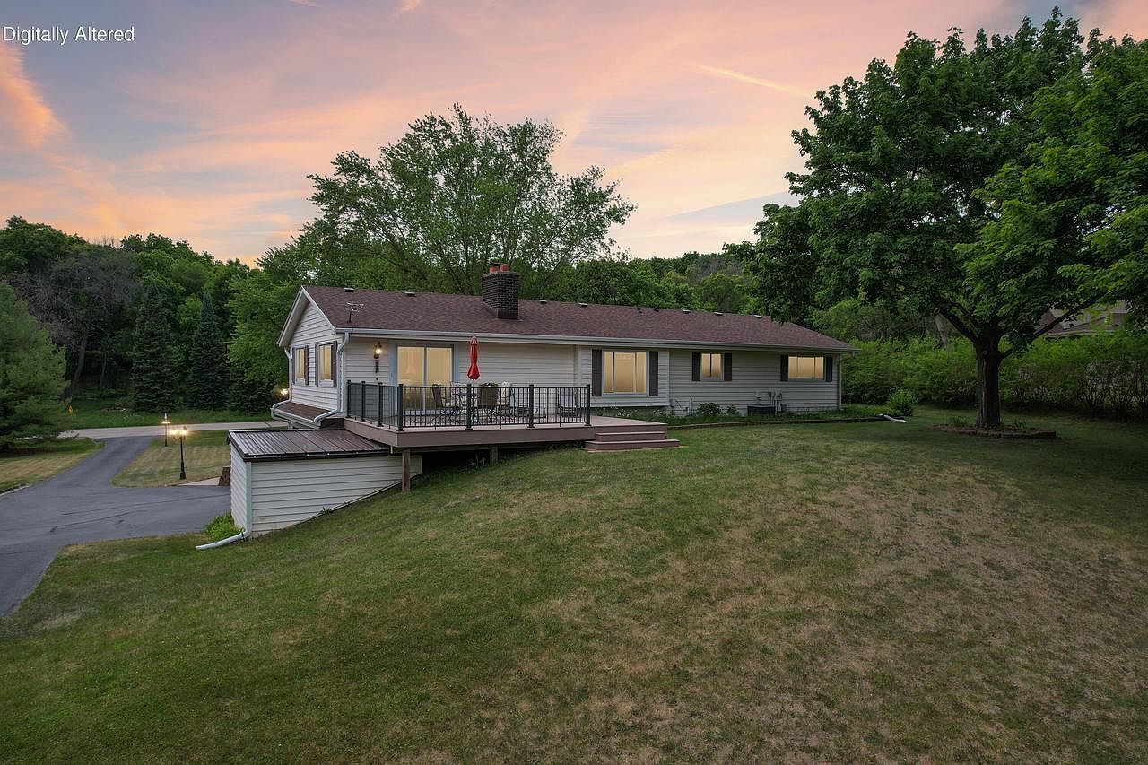 804 Lochtyn Rdg Wales, WI 53183, 53183