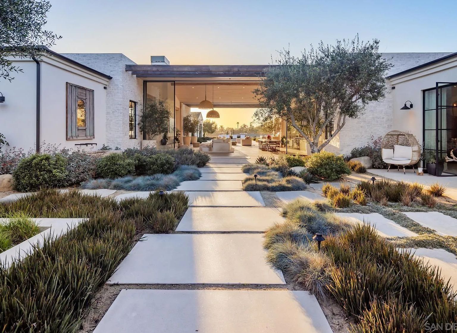 14783 Roxbury Ter Rancho Santa Fe, CA 92067  | Single Family