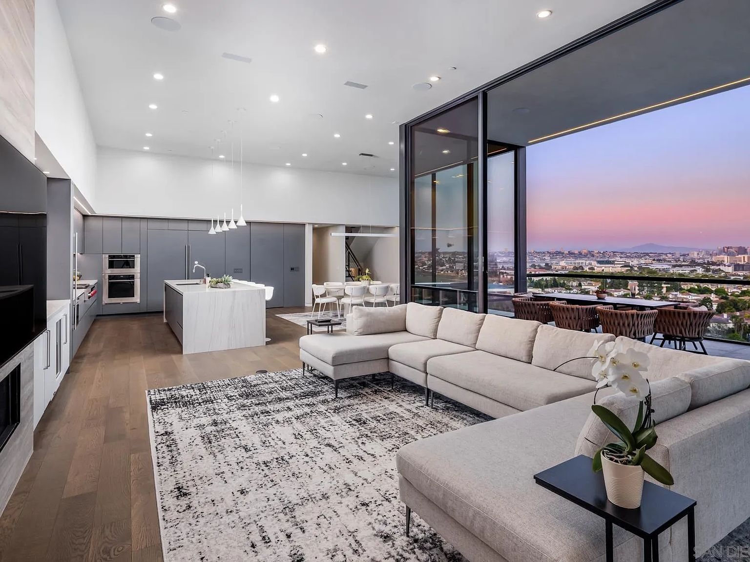 2035 Evergreen St San Diego, CA 92106  | Single Family
