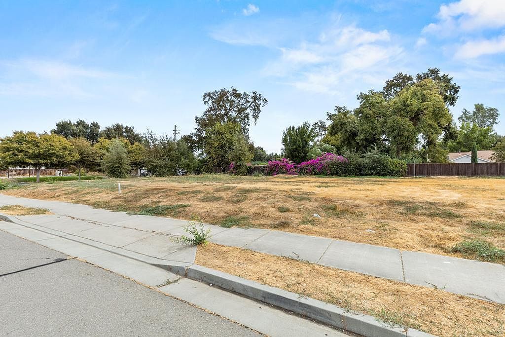 9659 Reed St Knights Landing, CA 95645 - Thumbnail 2