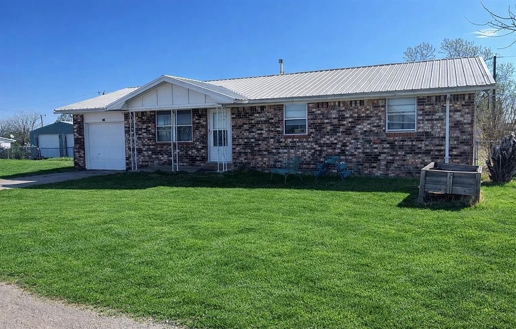 111 Sterling Dr Chickasha, OK 73018  | Single Family