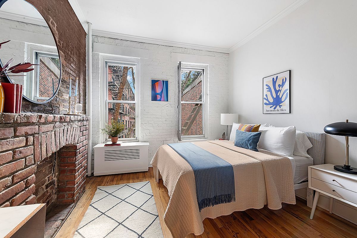 92 Horatio St APT 2S New York, NY 10014  | Condominium
