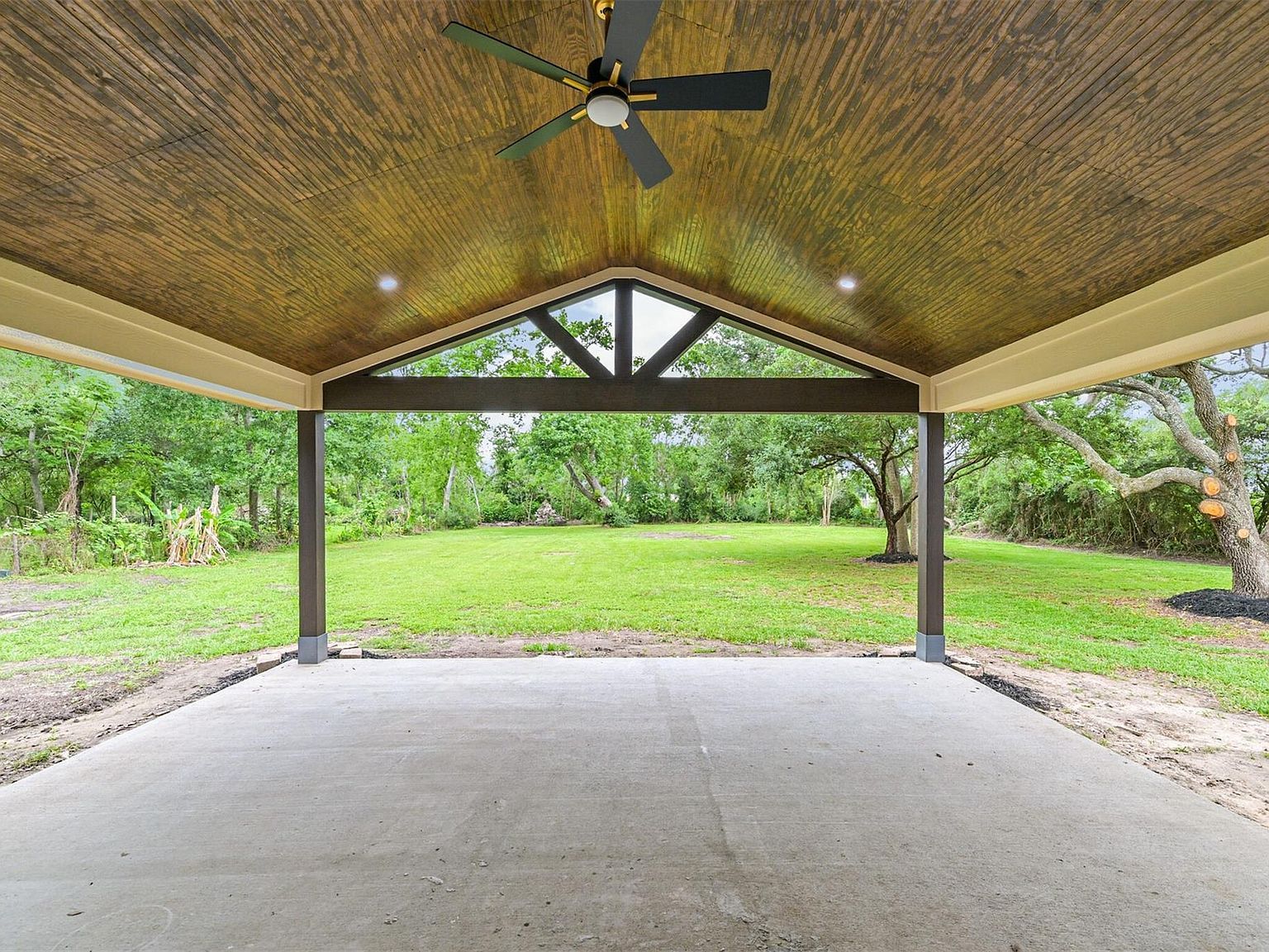 101 Ridge Rd Manvel, TX 77578 - Thumbnail 2