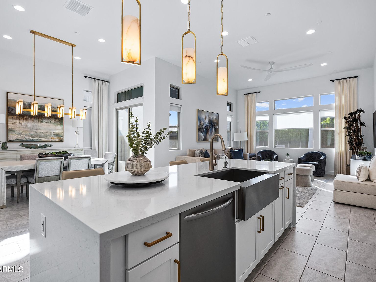 23446 N 76th Way Scottsdale, AZ 85255 - Thumbnail 2