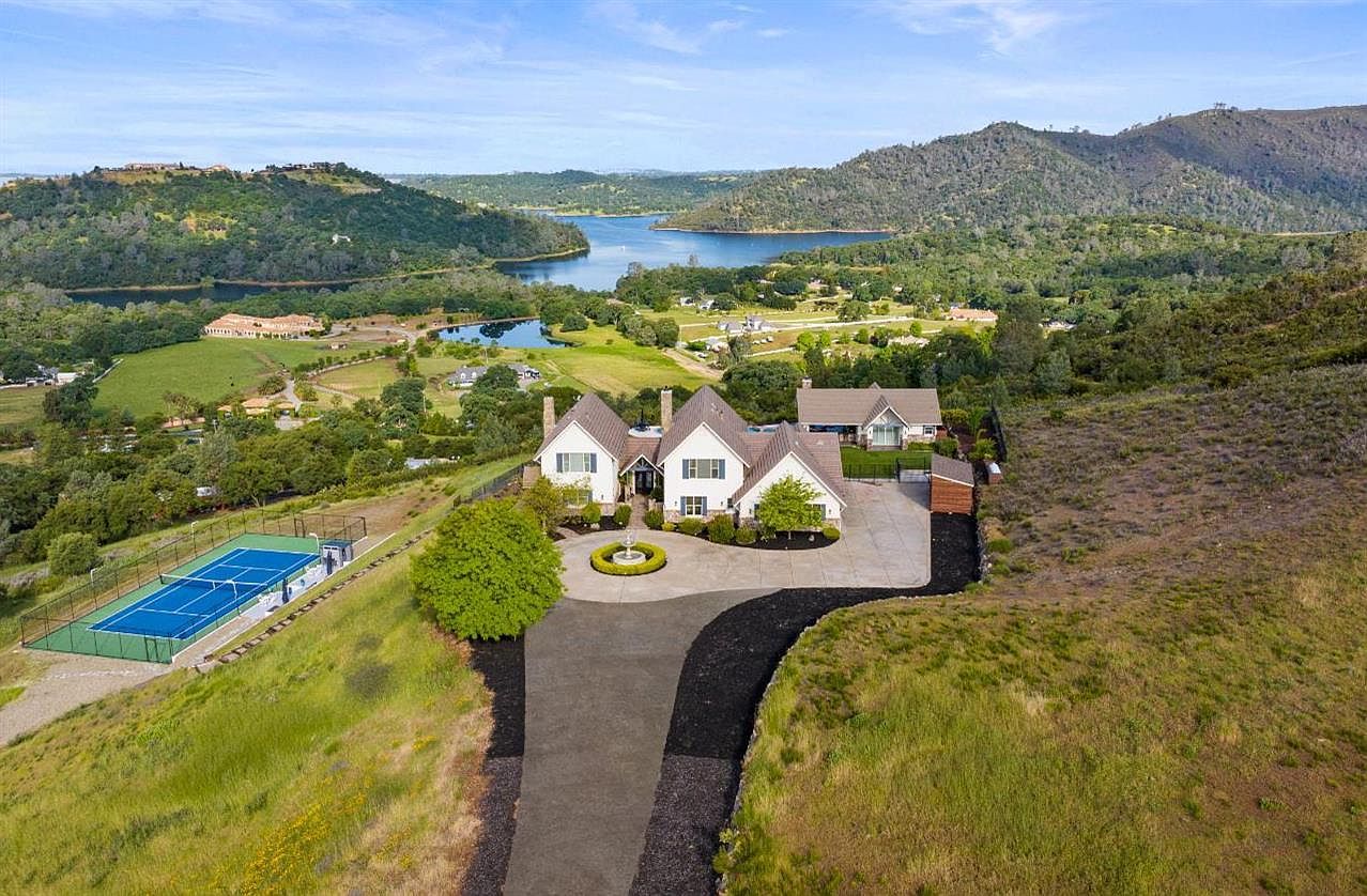 2001 Salmon Valley Ln El Dorado Hills, CA 95762 - Thumbnail 2