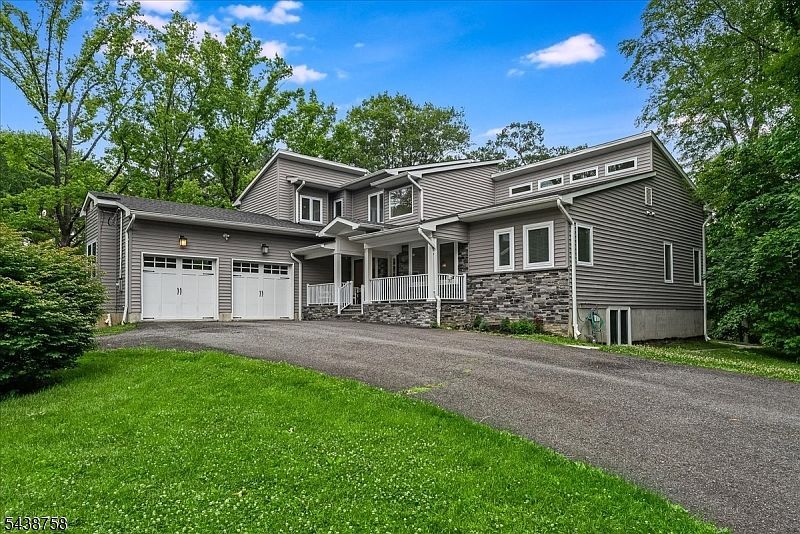 19 Erskine Dr Morristown, NJ 07960, 7960
