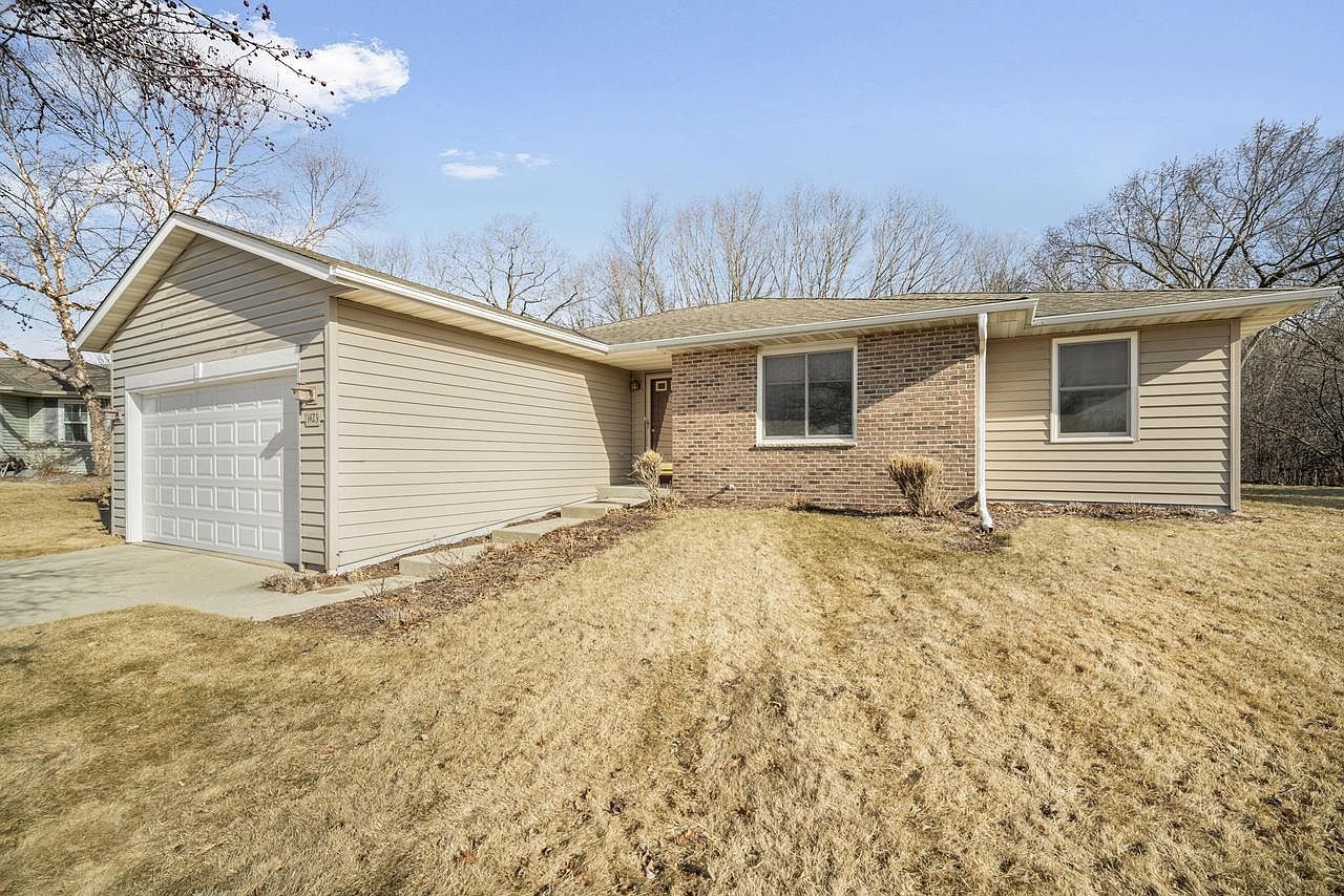 1423 Lower Forest Ct West Bend, WI 53090  | Single Family