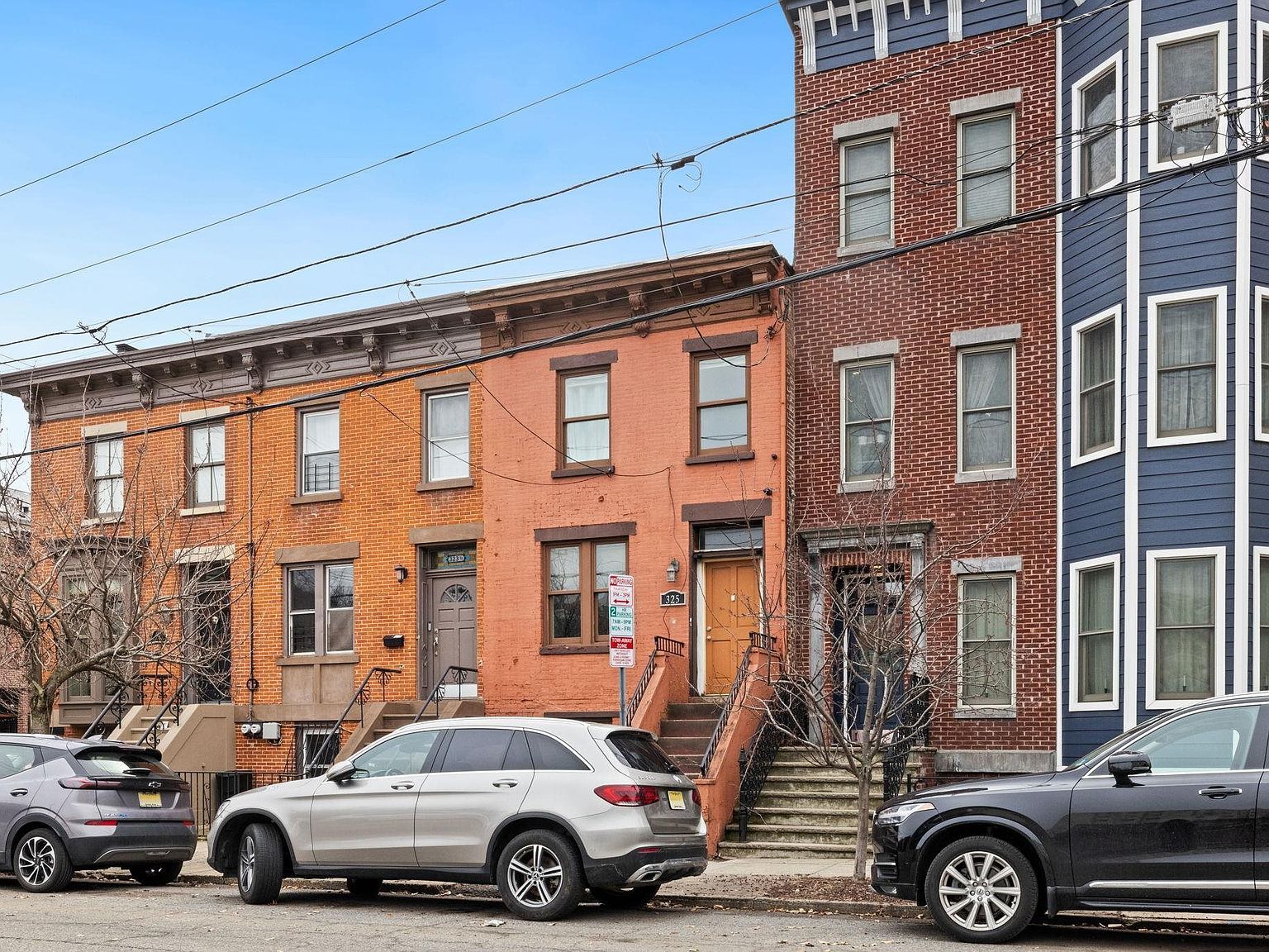 325 Pavonia Ave Jersey City, NJ 07302 - Thumbnail 2