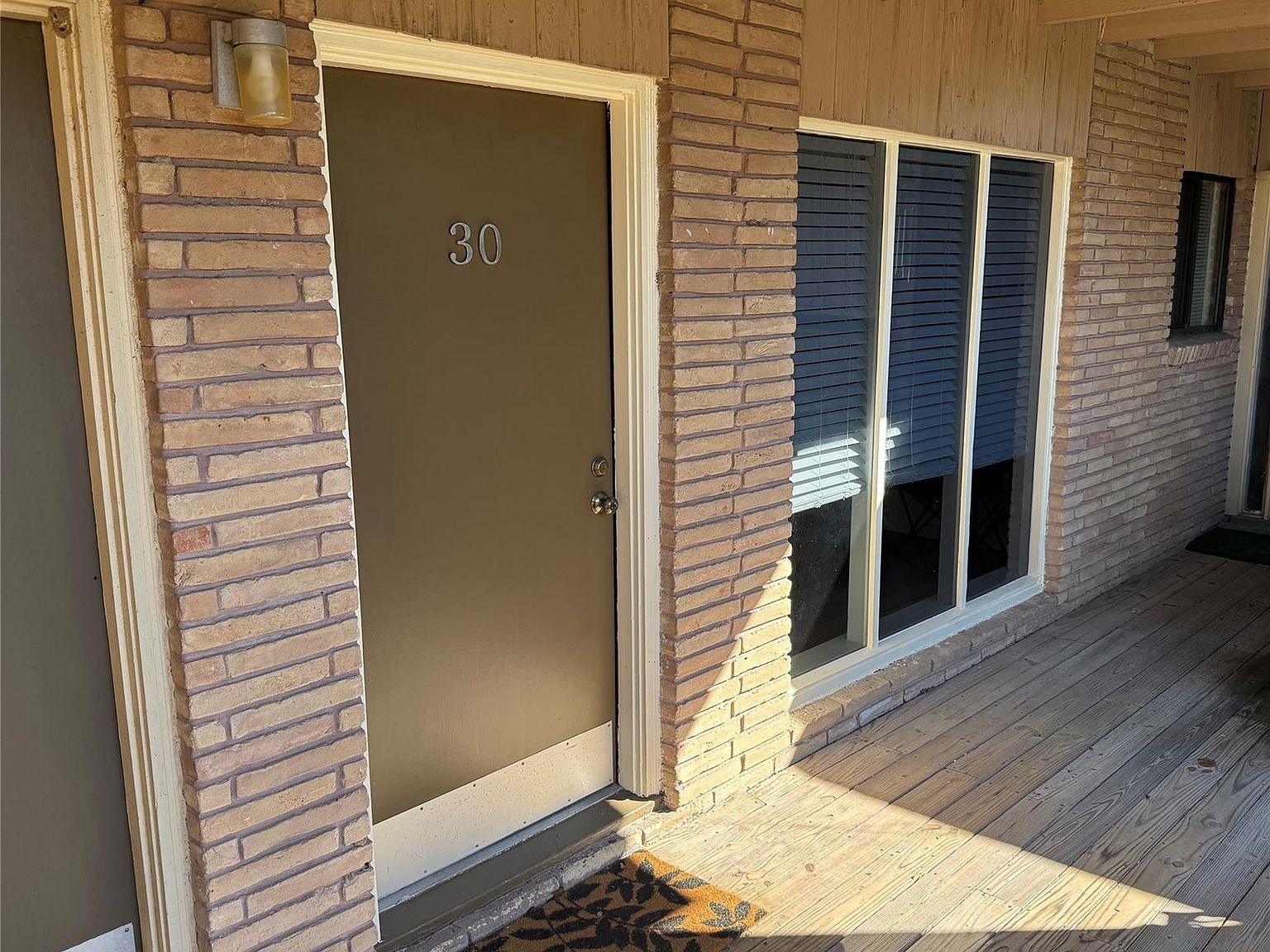 3809 N Braeswood Blvd APT 30 Houston, TX 77025 - Thumbnail 2