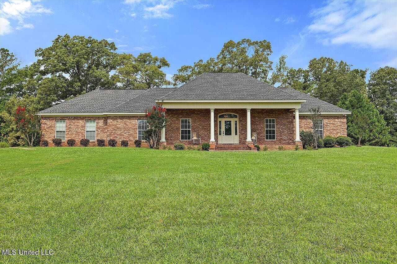 109 Grande Oaks Dr Terry, MS 39170 - Thumbnail 2
