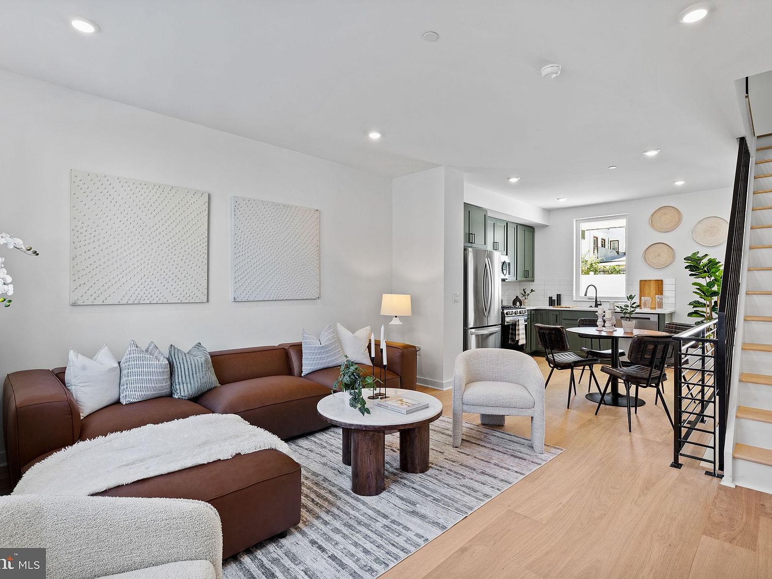 2114 E Rush St Philadelphia, PA 19134 - Thumbnail 2