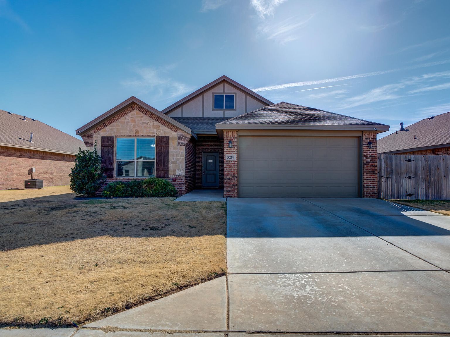 5219 Kemper St Lubbock, TX 79416 - Thumbnail 2