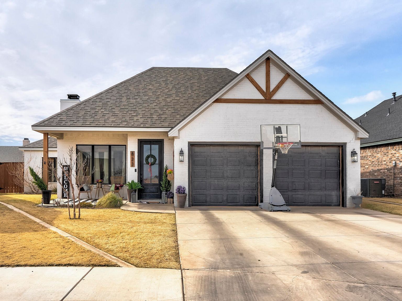 823 N 6th Cir Wolfforth, TX 79382 - Thumbnail 2