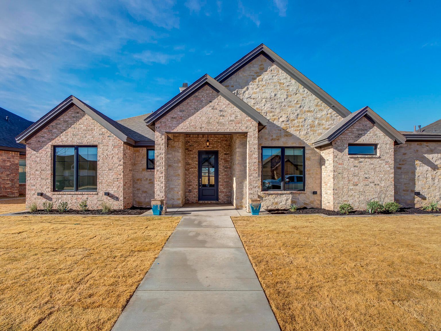 612 N 9th St Wolfforth, TX 79382 - Thumbnail 2