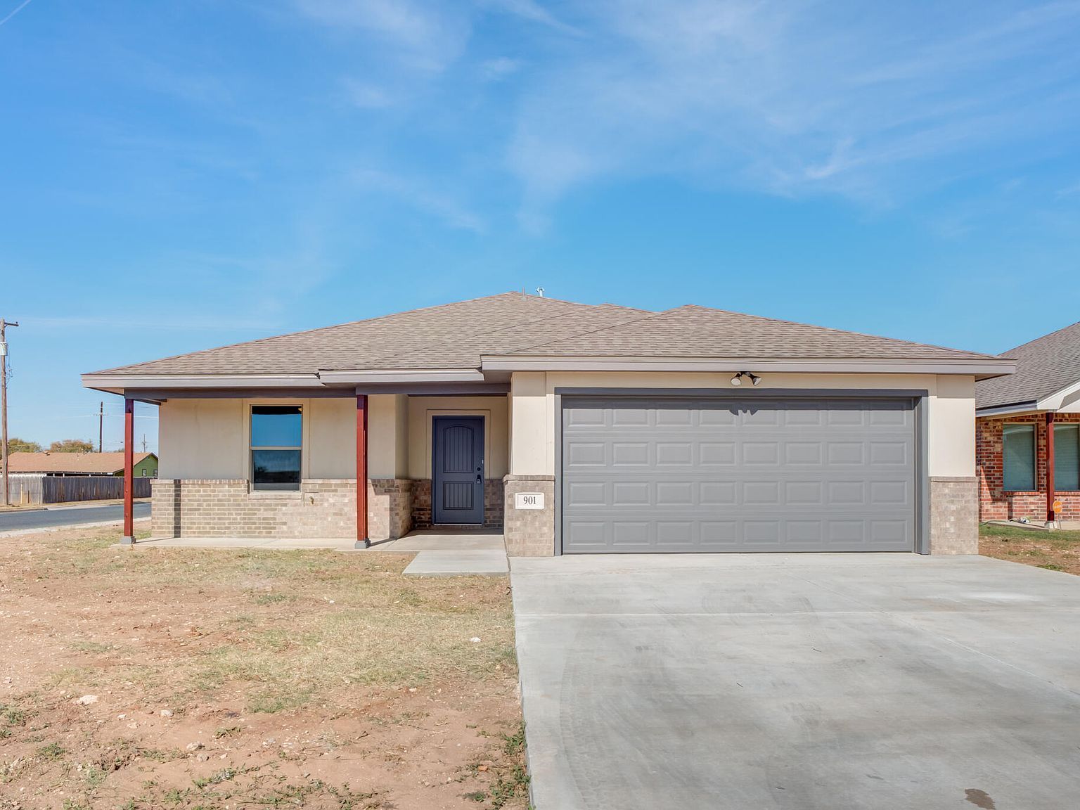 901 E Fordham St Lubbock, TX 79403 - Thumbnail 2