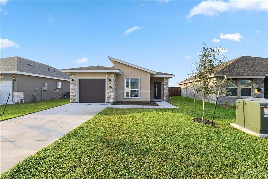 2537 N Blue Sage Ave Edinburg, TX 78541 - Thumbnail 2