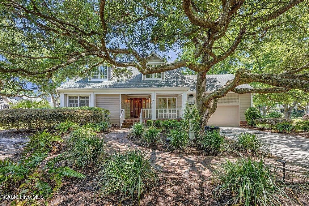 4 Oak Landing Rd Wilmington, NC 28409, 28409
