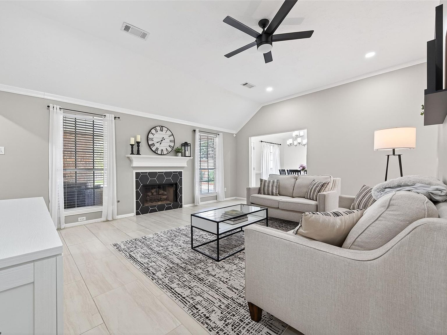 26901 Palace Pines Dr Kingwood, TX 77339 - Thumbnail 2