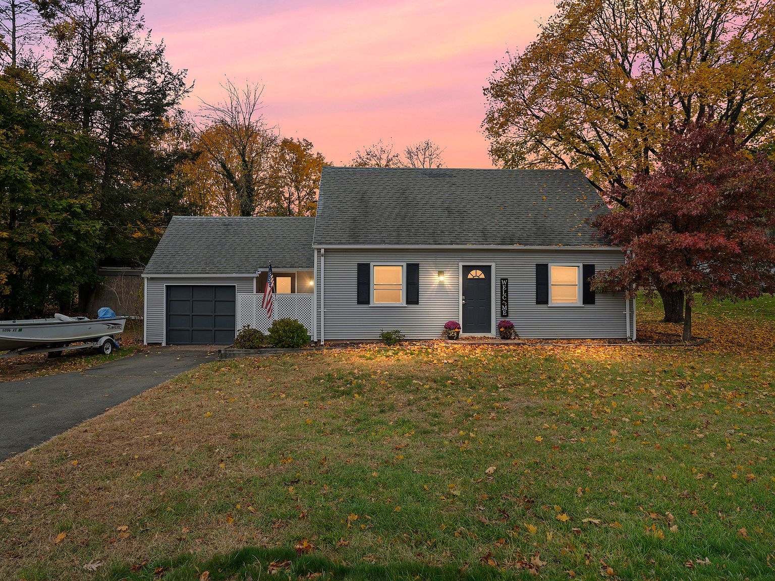 101 Pool Rd North Haven, CT 06473 - Thumbnail 2