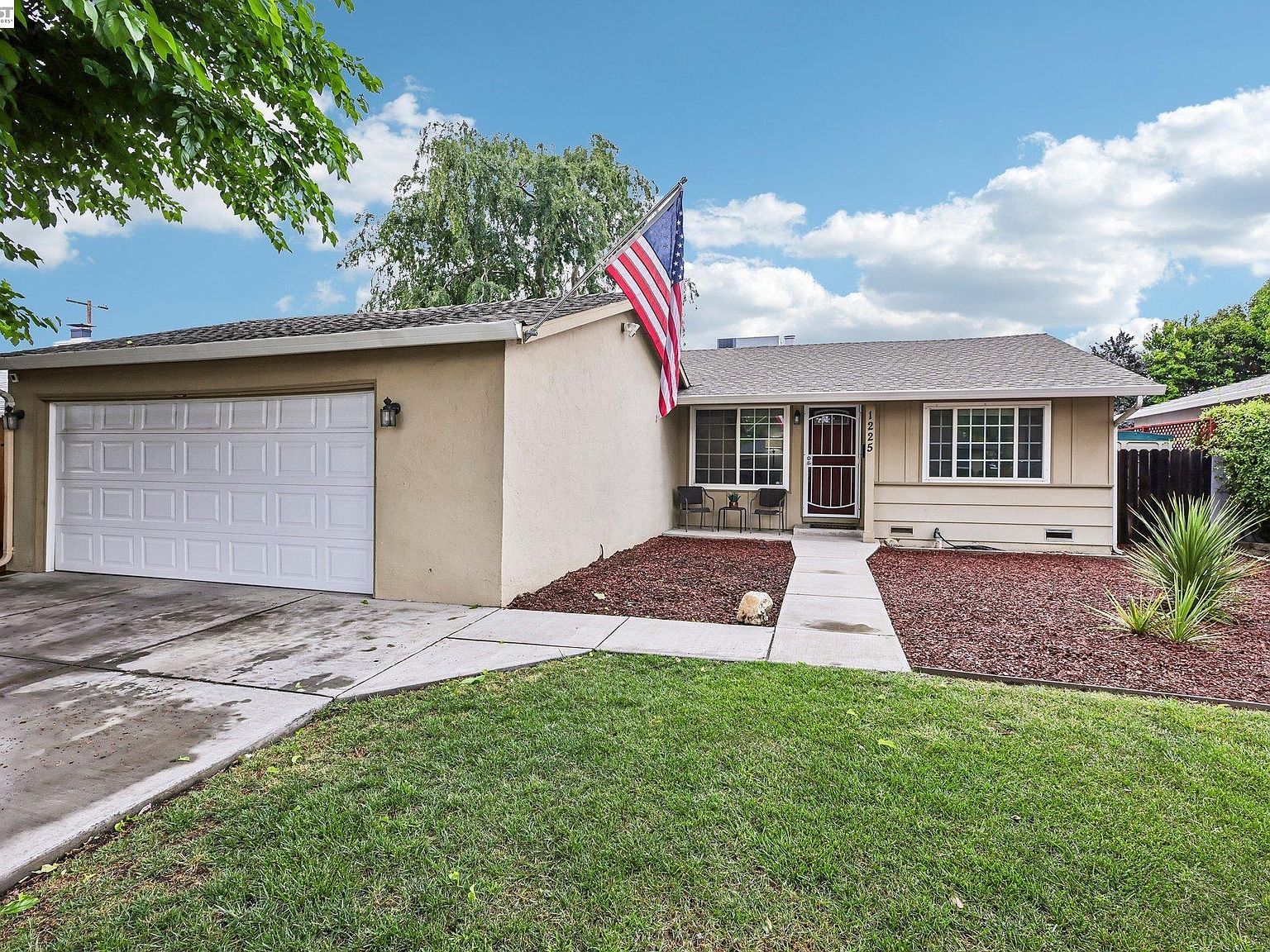 1225 W Beverly Pl Tracy, CA 95376  | Single Family