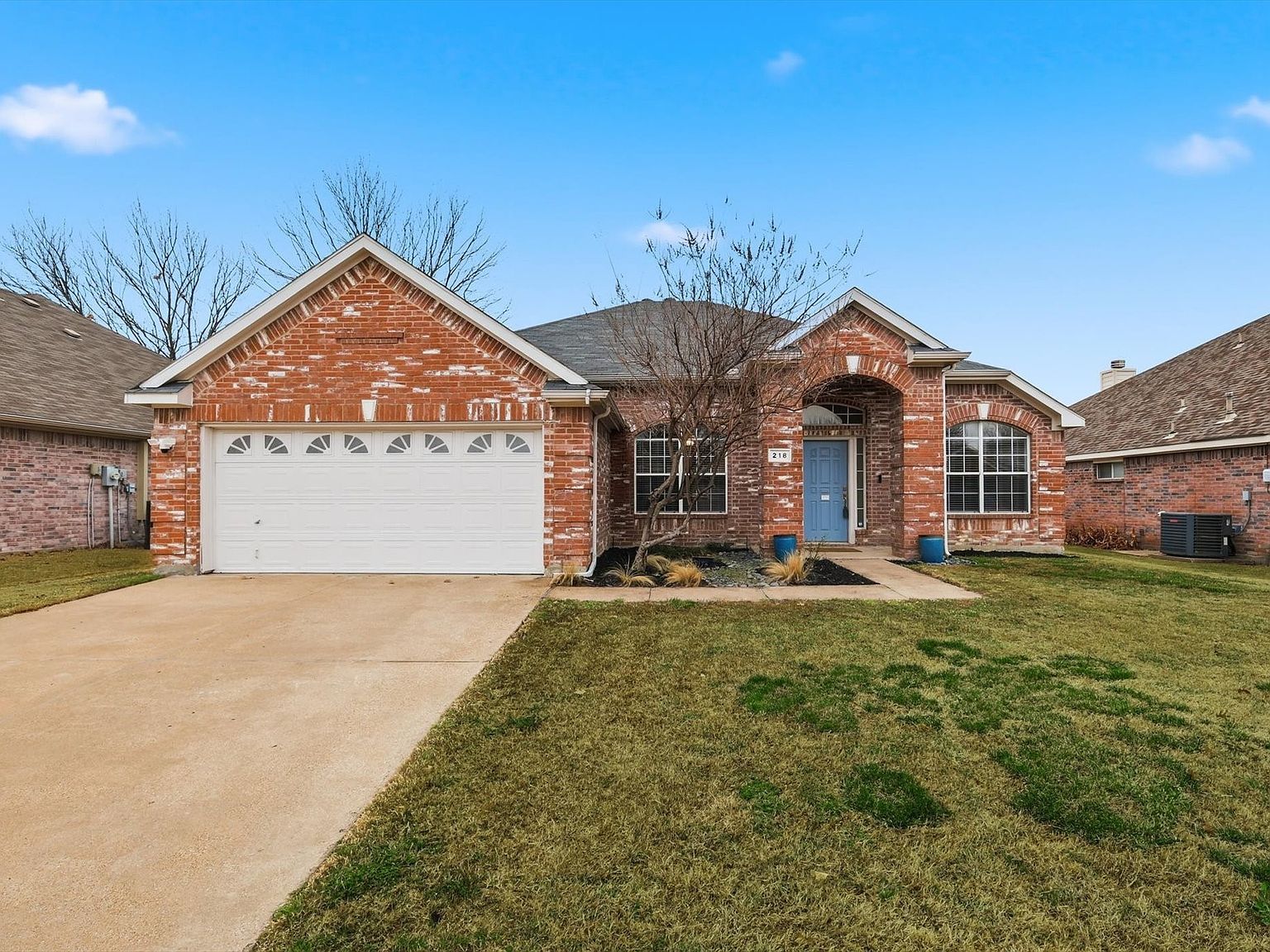 218 Quail Meadows Ln Arlington, TX 76002 - Thumbnail 2