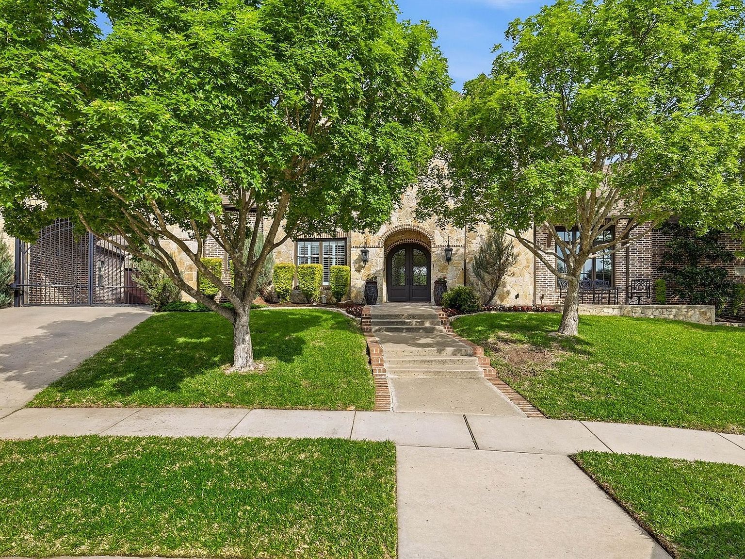 476 Hidden Valley Ln Coppell, TX 75019  | Single Family