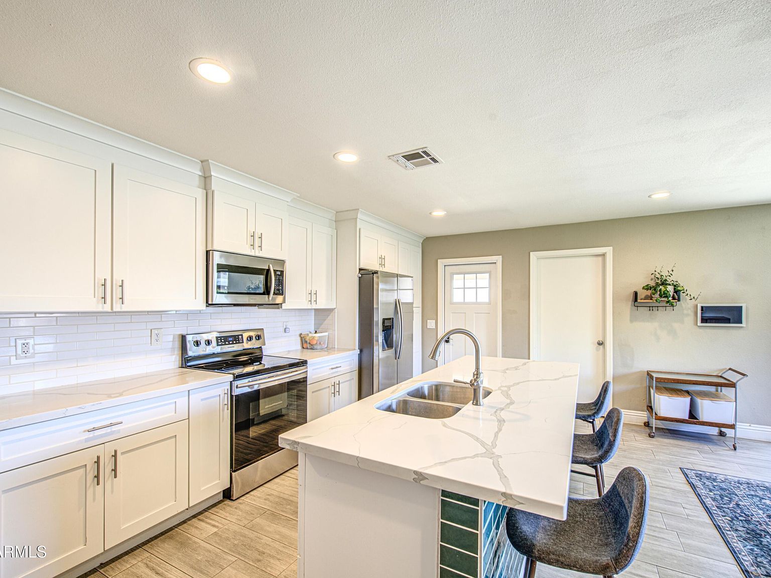 1640 N Queensbury Mesa, AZ 85201 - Thumbnail 2