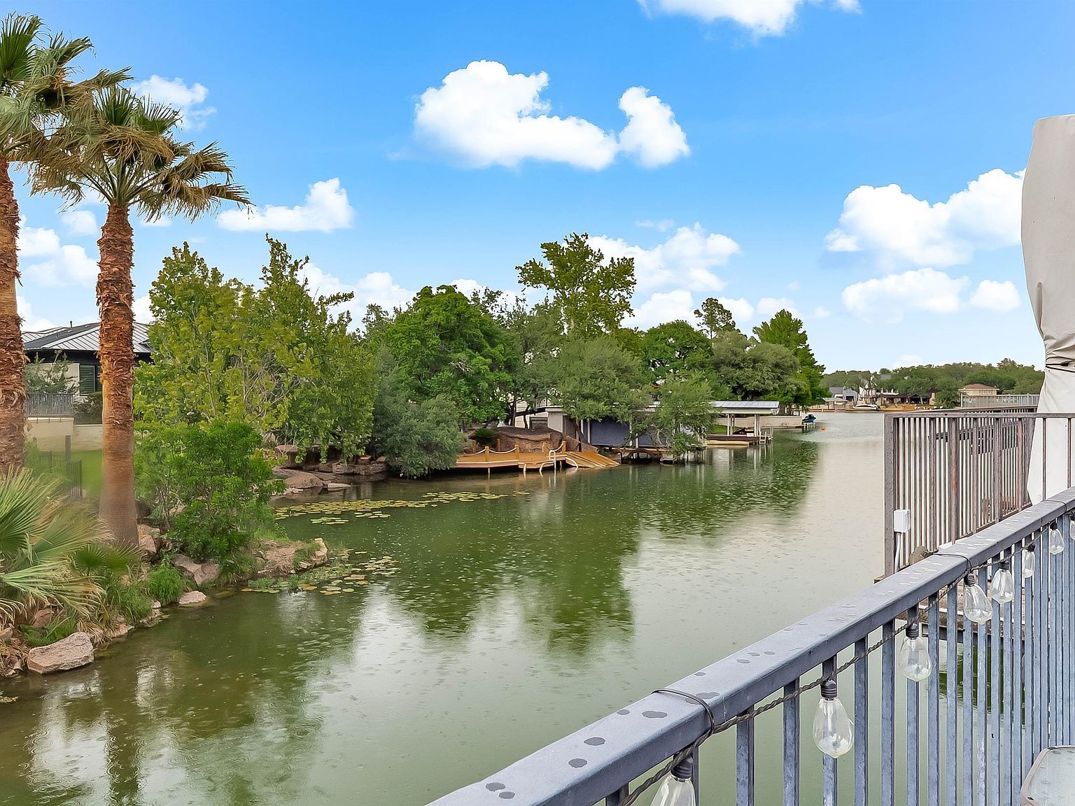 613 Hi Cir N #E Horseshoe Bay, TX 78657 - Thumbnail 2