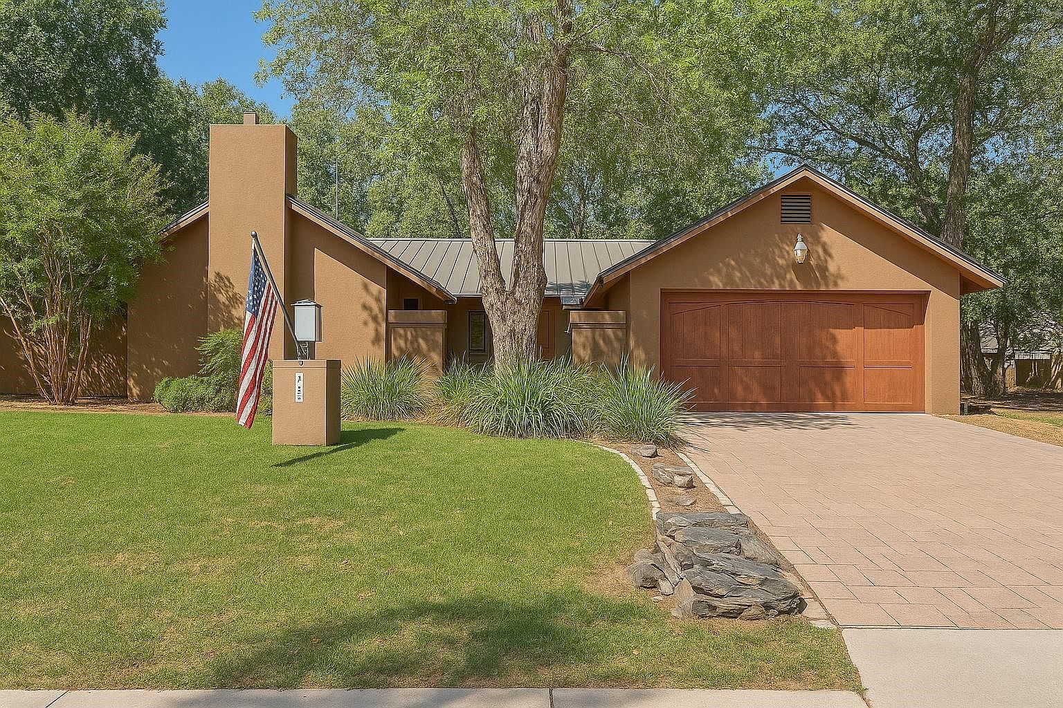 206 Blue Ground Horseshoe Bay, TX 78657 - Thumbnail 2