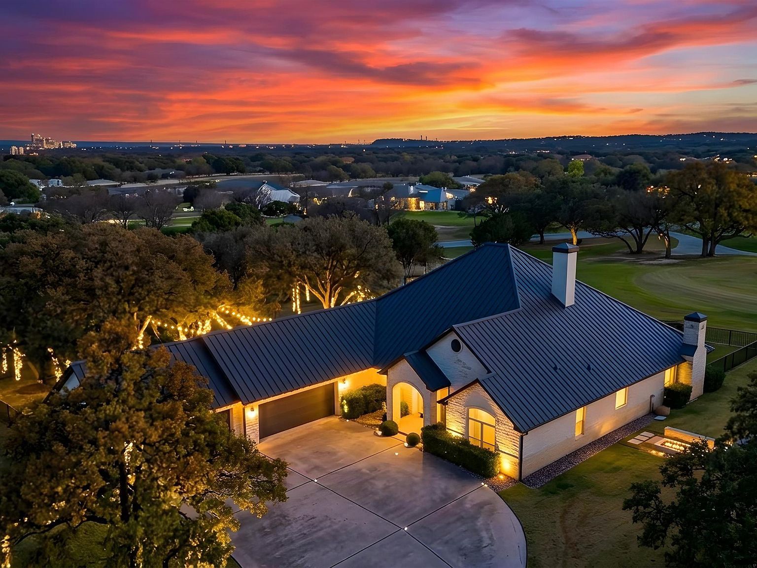 102 Voca Tow, TX 78657  | Single Family
